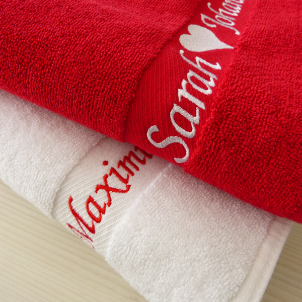 Handtuch mit Namen besticken lassen