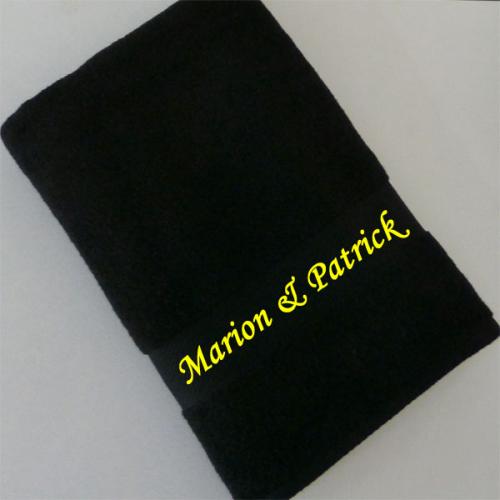 Handtuch mit Namen bestickt schwarz