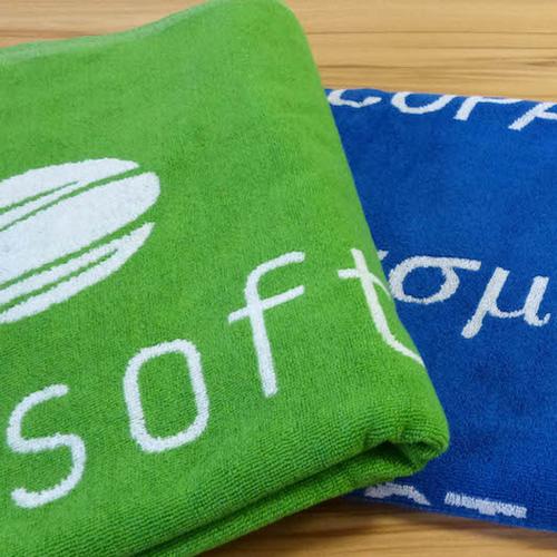 Handtuch mit Logo einwebung mehrfarbig