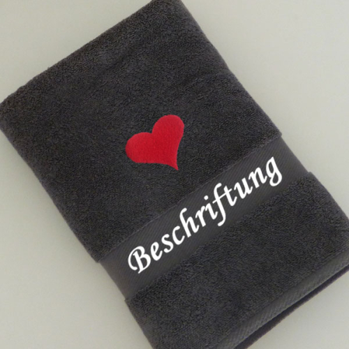 Handtuch mit Namen & Herz Stickmotiv bestickt